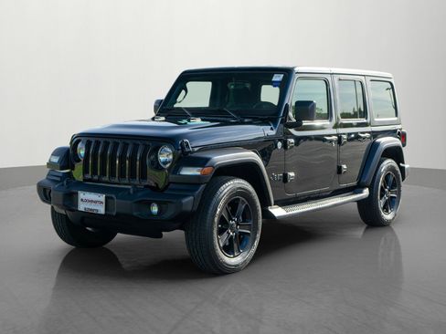 Used 2019 Jeep Wrangler Unlimited Sport AWD/4WD image 3