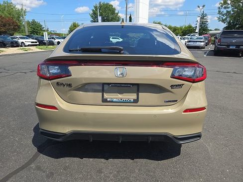 Used 2026 Honda Civic Sport Touring image 5