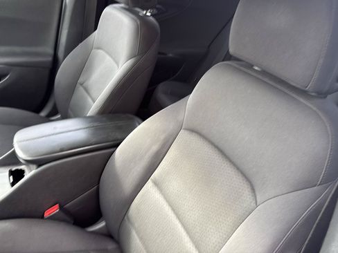 Used 2016 Chevrolet Malibu LT FWD image 11