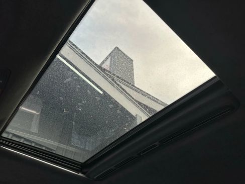 Used 2019 Mercedes-Benz G 63 AMG 4MATIC w/ Night Package image 26