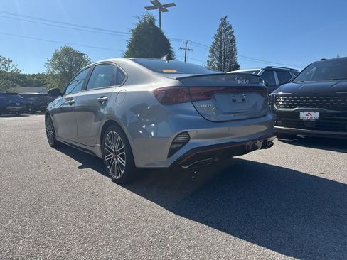 Used 2022 Kia Forte GT w/ GT2 Package FWD image 3