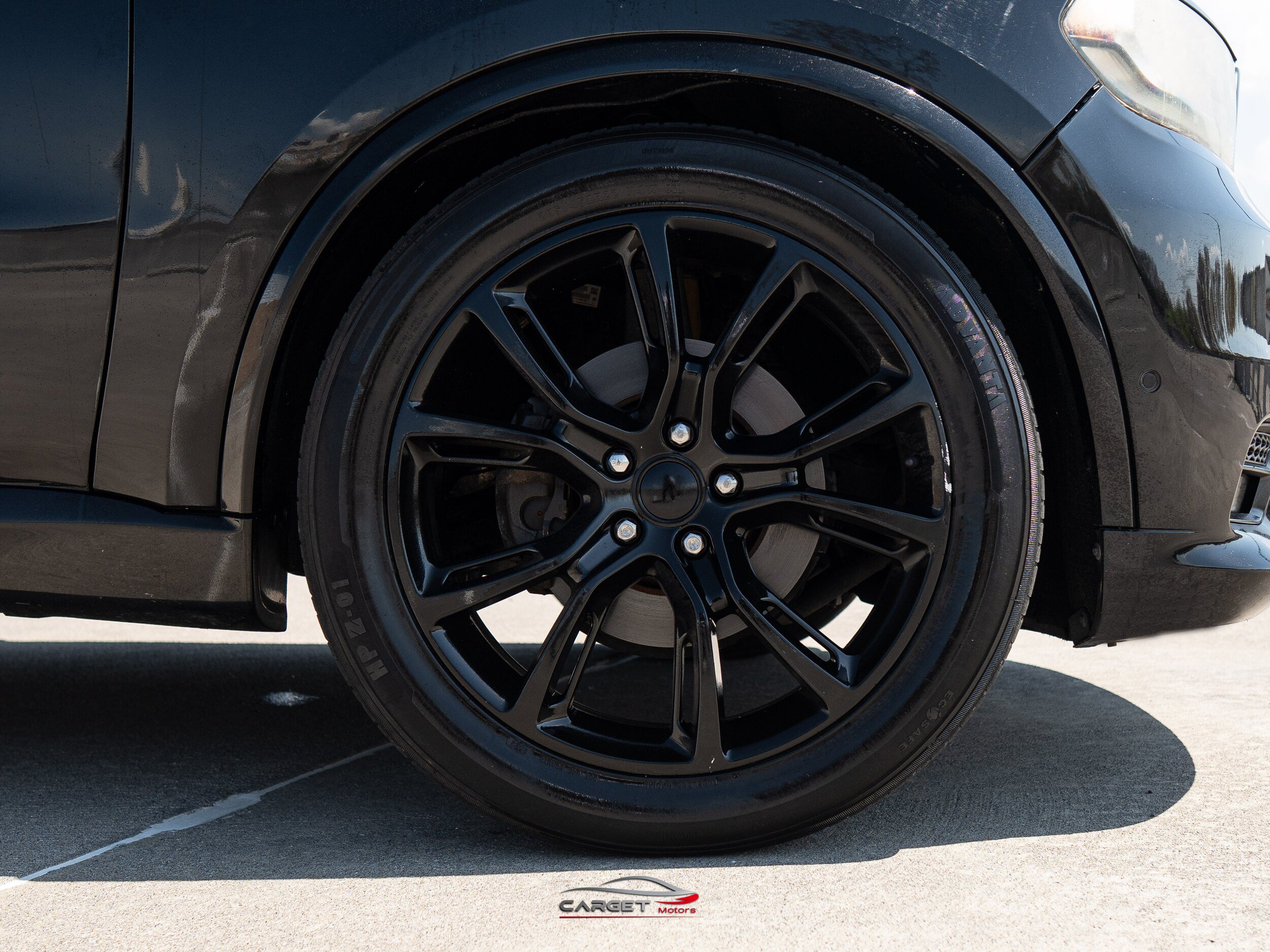 Used 2018 Dodge Durango SRT w/ SRT Interior Appearance Group AWD/4WD image 9