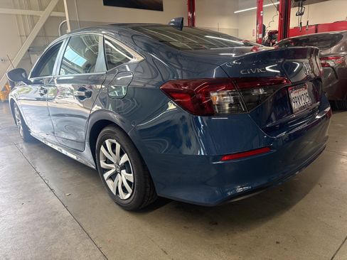 Used 2025 Honda Civic LX image 4