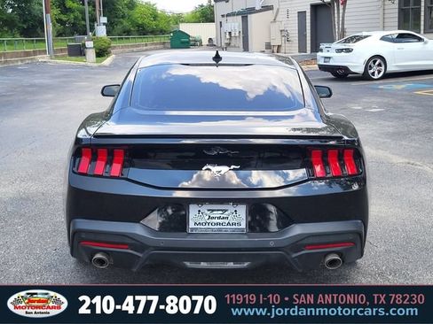 Used 2024 Ford Mustang Premium RWD image 4