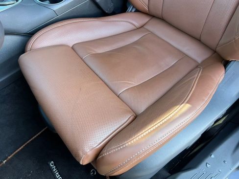 Used 2025 Subaru Outback Touring XT image 9