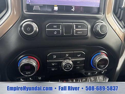 Used 2019 Chevrolet Silverado 1500 High Country w/ Safety Package II AWD/4WD image 24