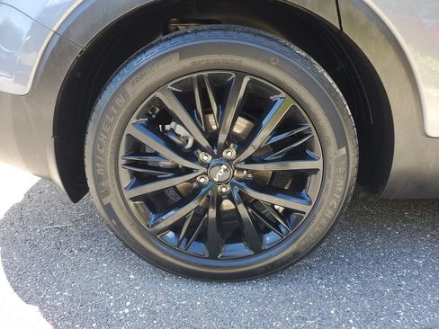 Used 2022 Kia Telluride SX w/ SX Prestige Package AWD/4WD image 5