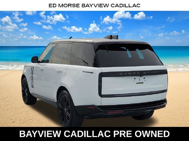Used 2024 Land Rover Range Rover SE AWD/4WD image 3