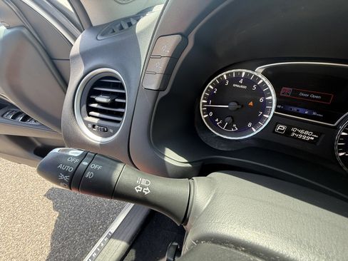 Used 2019 INFINITI QX60 Luxe w/ Essential Package AWD/4WD image 23