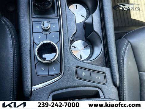 Used 2023 Cadillac XT6 Sport w/ LPO, Floor Liner Package image 31