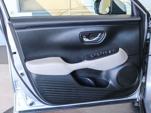 Certified 2023 Honda HR-V LX image 20