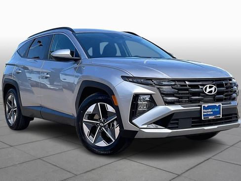 Certified 2025 Hyundai Tucson SEL image 3