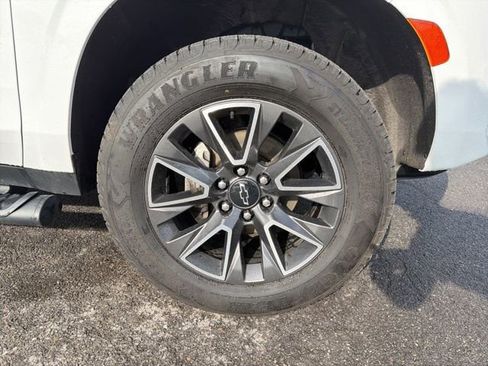Used 2021 Chevrolet Tahoe Z71 image 9