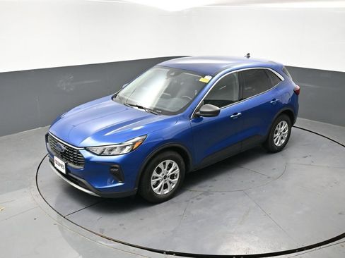 Used 2023 Ford Escape Active FWD image 44