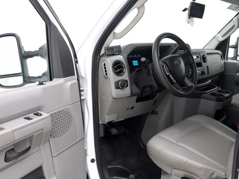 Used 2023 Ford E-350 and Econoline 350 Super Duty w/ Power Windows & Locks Group RWD image 17