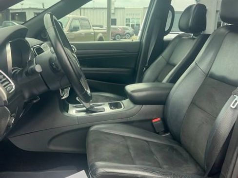 Used 2020 Jeep Grand Cherokee Altitude AWD/4WD image 21