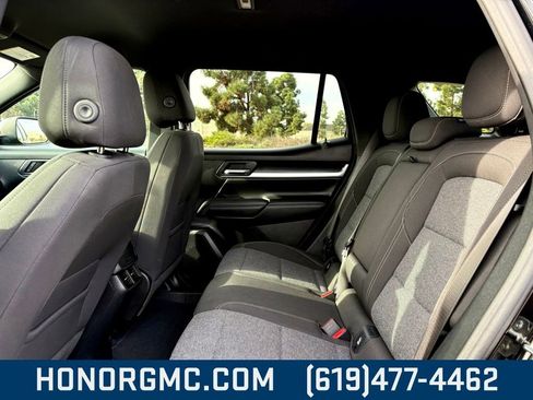 Used 2025 GMC Terrain Elevation image 15