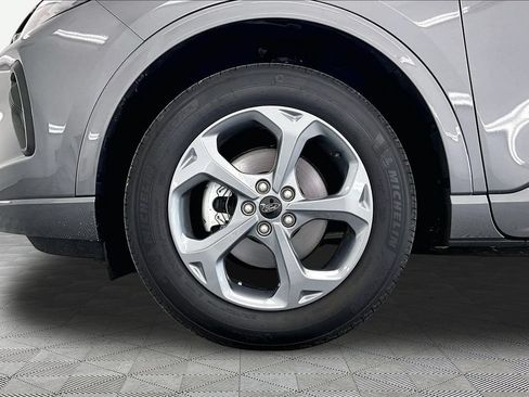 Used 2024 Ford Escape ST-Line w/ Tech Pack #1 AWD/4WD image 9