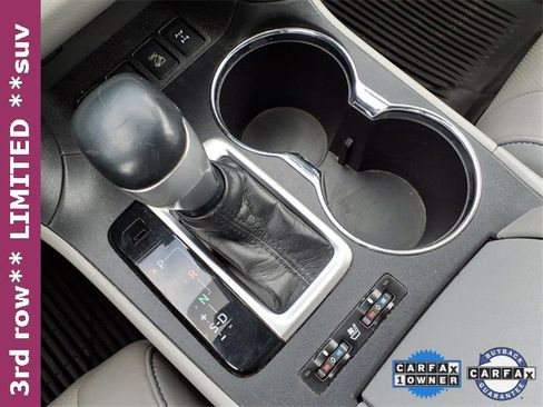 Used 2019 Toyota Highlander Limited image 28