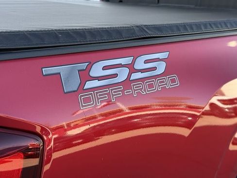 Used 2023 Toyota Tacoma SR image 11