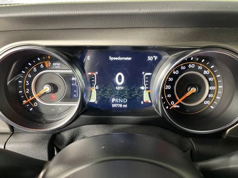 Used 2021 Jeep Wrangler Unlimited Sahara w/ Dual Top Group AWD/4WD image 26