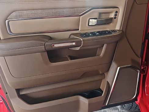 Used 2024 RAM 3500 Limited image 28