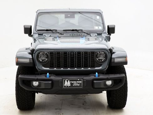 Used 2024 Jeep Wrangler Unlimited Rubicon 4xe image 4