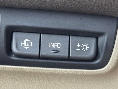 Used 2017 Buick LaCrosse Premium w/ Sun and Shade Package AWD/4WD image 22