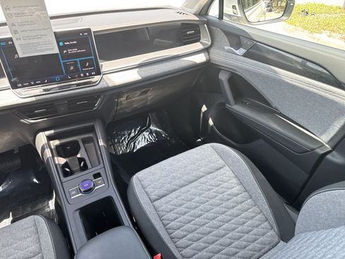 Used 2025 Volkswagen Tiguan S FWD image 15