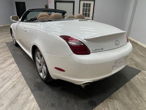 Used 2010 Lexus SC 430 Convertible RWD image 5
