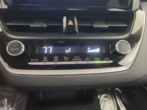 Used 2024 Toyota Corolla LE image 34