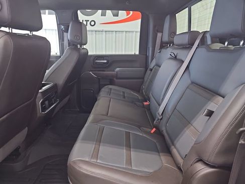 Used 2023 GMC Sierra 3500 Denali w/ Denali Ultimate Package AWD/4WD image 34