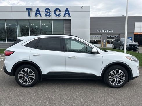 Used 2022 Ford Escape SEL image 8