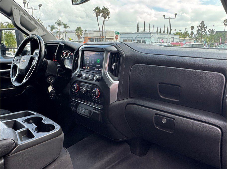 Used 2023 Chevrolet Silverado 2500 LT AWD/4WD image 20