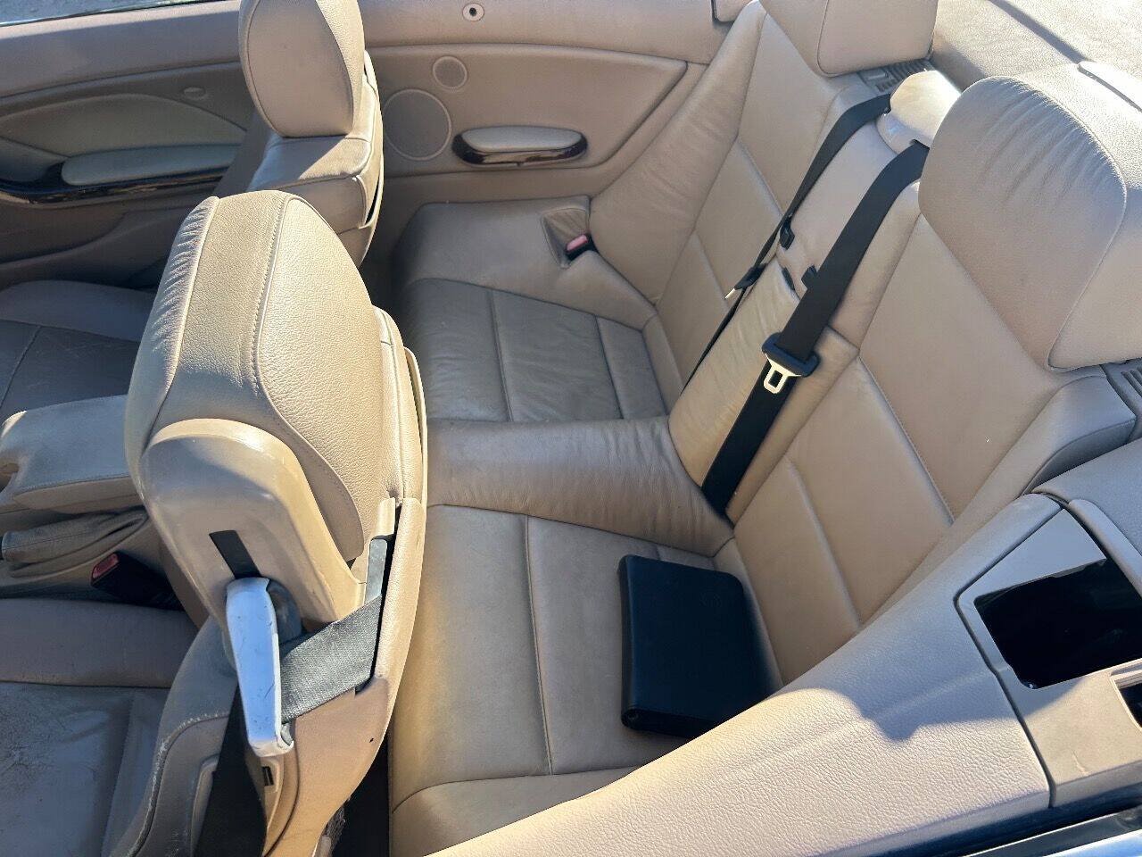 Used 2001 BMW 325Ci Convertible RWD image 17