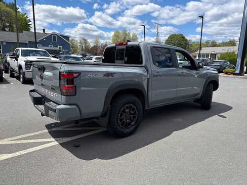 Used 2022 Nissan Frontier PRO-4X w/ Pro-4X Premium Package AWD/4WD image 5