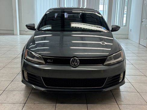 Used 2014 Volkswagen Jetta GLI image 2