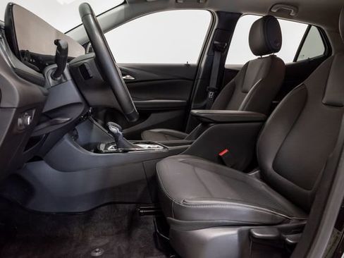 Used 2025 Buick Encore GX Preferred image 11