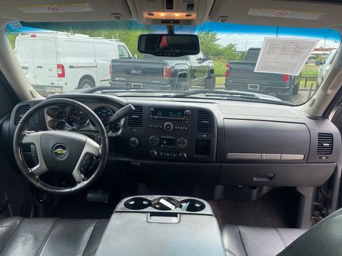 Used 2013 Chevrolet Silverado 2500 LT w/ Z71 Appearance Package AWD/4WD image 14