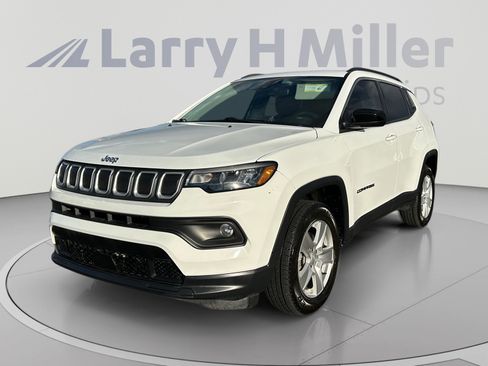 Used 2022 Jeep Compass Latitude AWD/4WD image 1