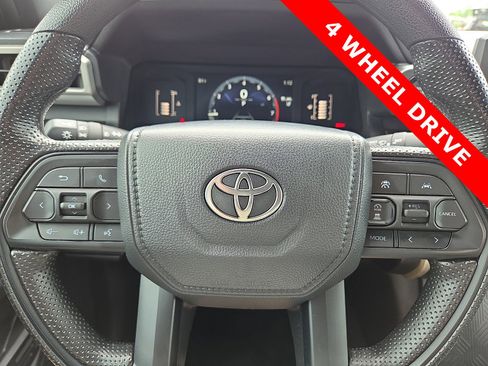 Used 2025 Toyota Tacoma SR5 AWD/4WD image 24