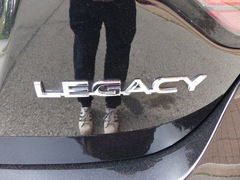 Used 2022 Subaru Legacy Premium AWD/4WD image 9