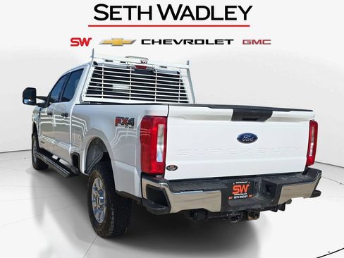 Used 2024 Ford F250 XLT w/ FX4 Off-Road Package AWD/4WD image 5