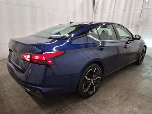 Used 2023 Nissan Altima 2.5 SR FWD image 4