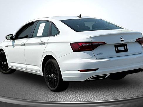 Used 2019 Volkswagen Jetta SEL Premium FWD image 4