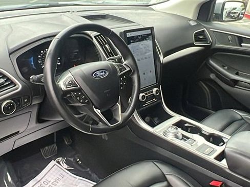 Certified 2024 Ford Edge SEL image 16