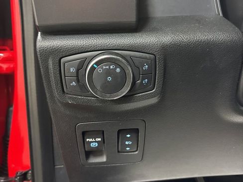 Used 2020 Ford F150 XLT w/ Equipment Group 302A Luxury image 11