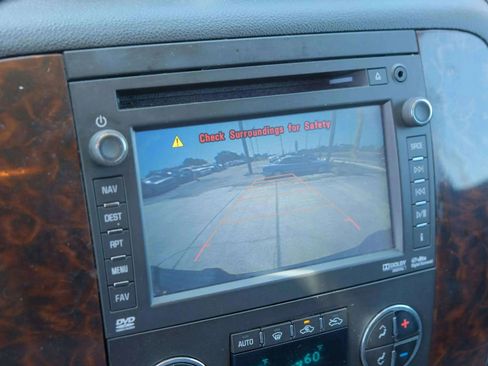 Used 2014 GMC Sierra 2500 Denali image 25