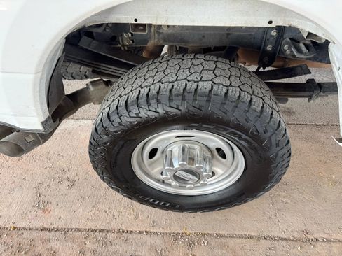 Used 2022 Ford F350 XL w/ Power Equipment Group image 27