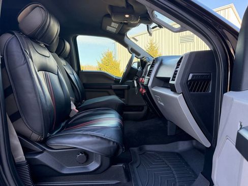 Used 2020 Ford F150 XLT image 24